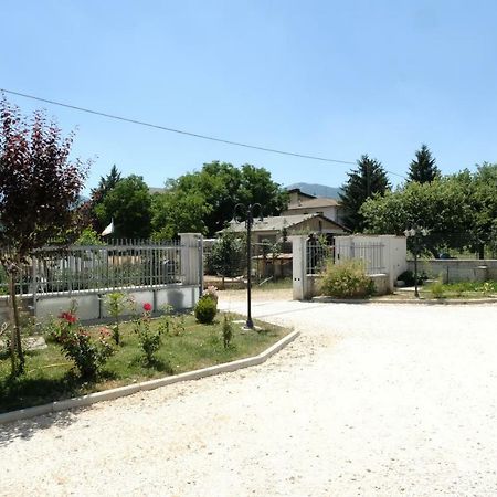 B&B Grandangolo Preturo Eksteriør billede