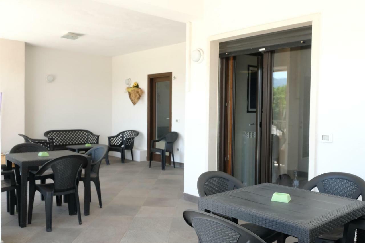 B&B Grandangolo Preturo Eksteriør billede